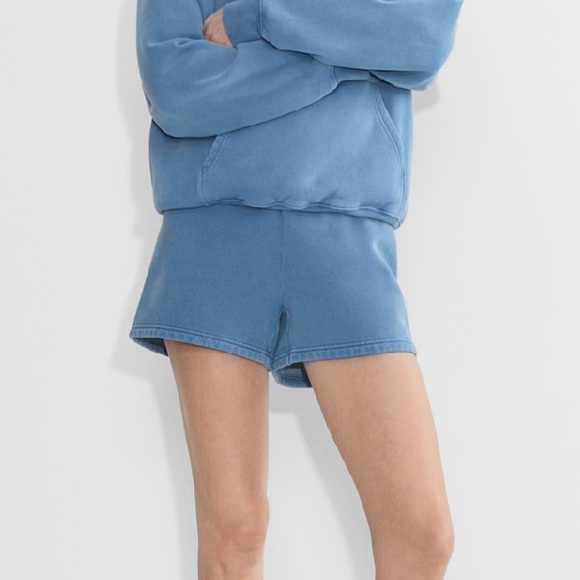 Pants - Artizia Cozy Sweatfleece Perfect Hi-rise Mini Short